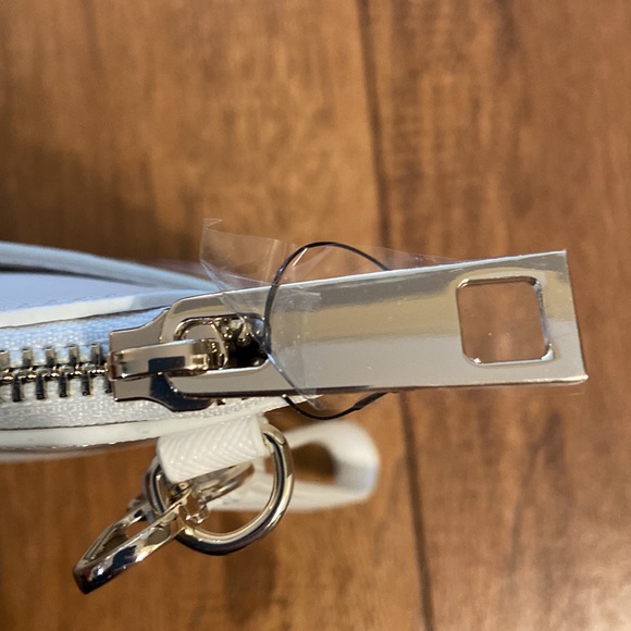 WHBM White Floral Clutch - Picture 7 of 12